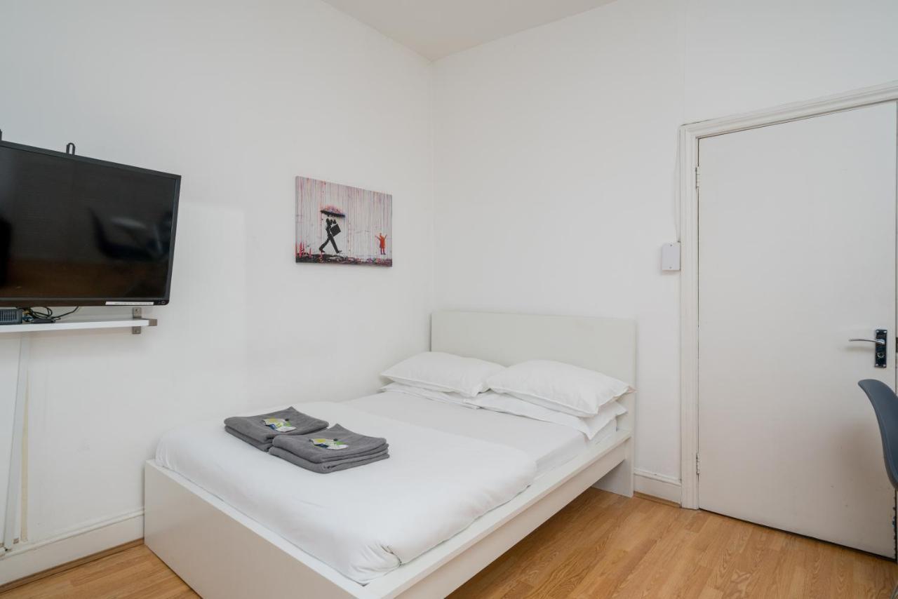 Soho Apartment Sleeps 4, Covent Garden & Leicester Square Londra Dış mekan fotoğraf