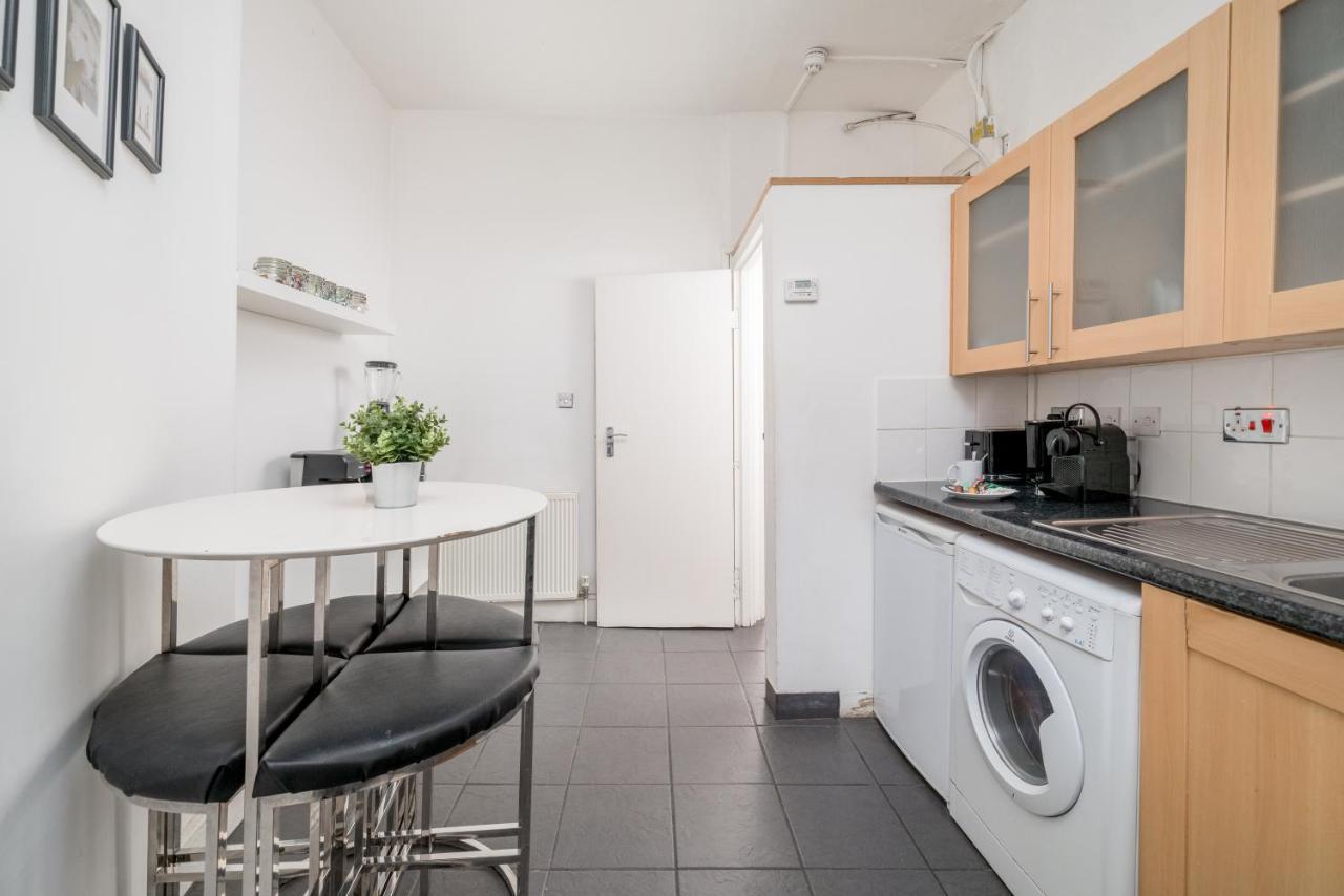 Soho Apartment Sleeps 4, Covent Garden & Leicester Square Londra Dış mekan fotoğraf